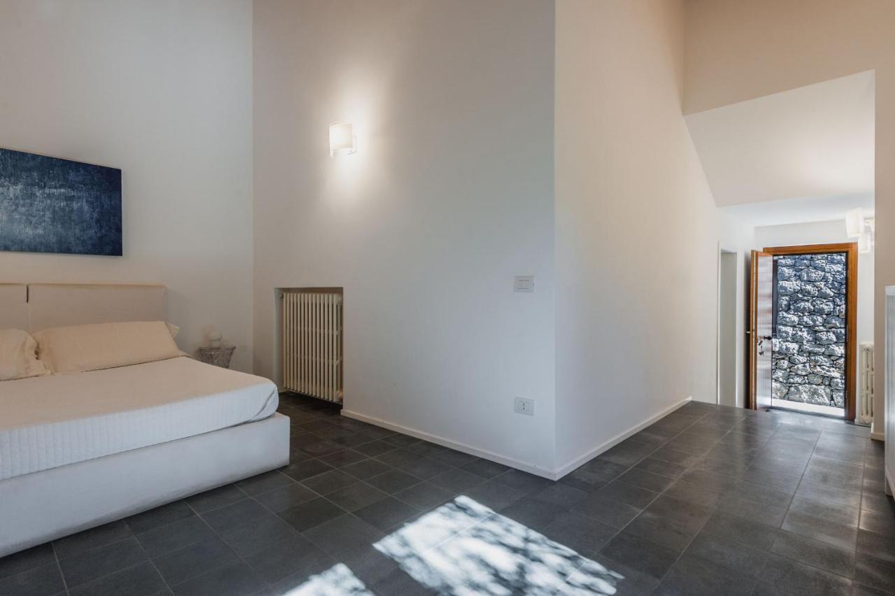 Terrazze Dell'Etna - Country Rooms And Apartments Рандаццо Экстерьер фото