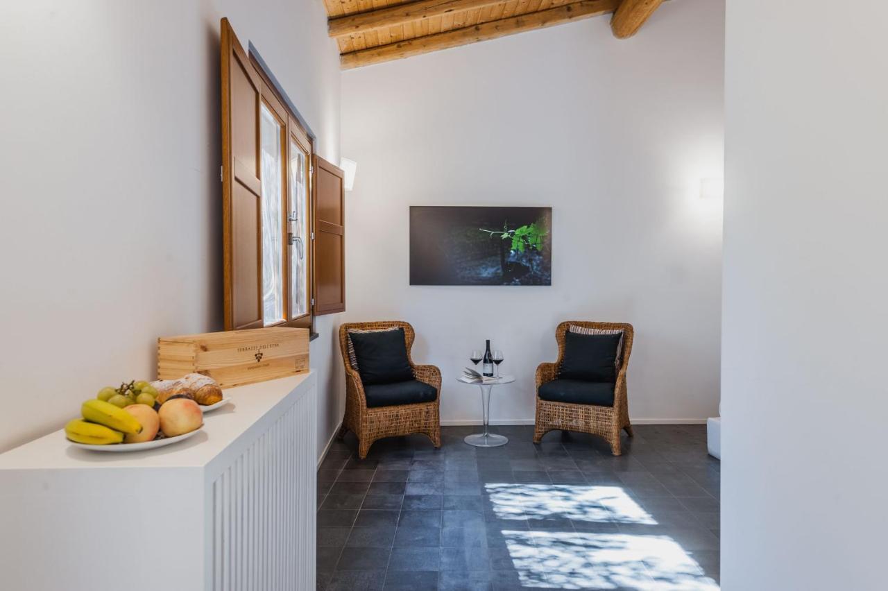 Terrazze Dell'Etna - Country Rooms And Apartments Рандаццо Экстерьер фото