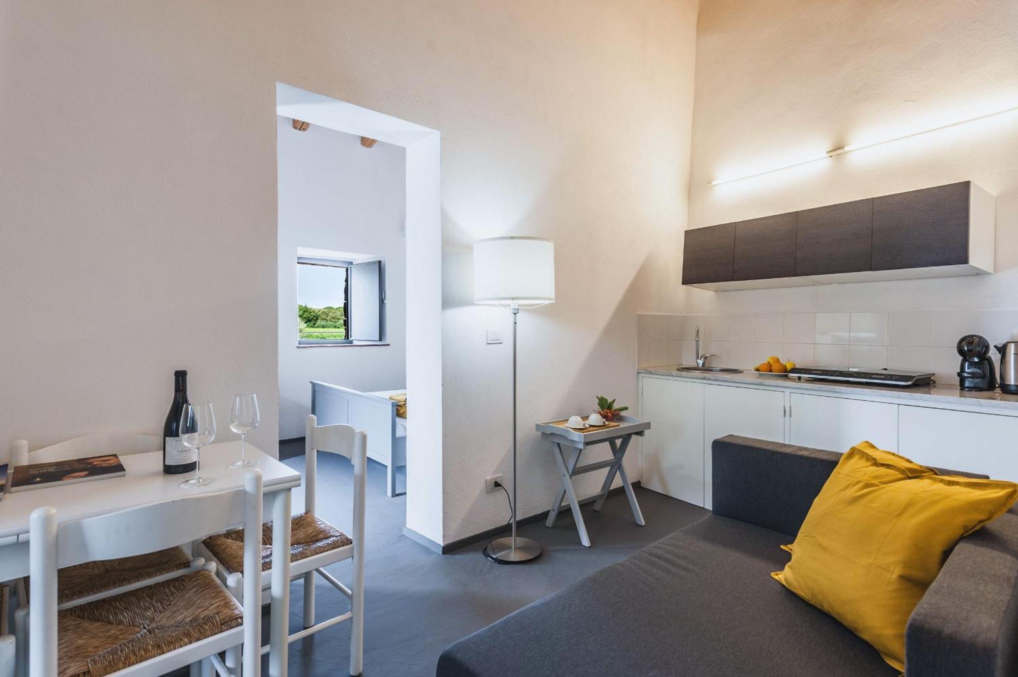 Terrazze Dell'Etna - Country Rooms And Apartments Рандаццо Экстерьер фото